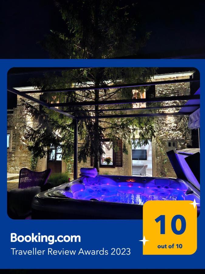 Stonehouse Ana With Jacuzzi Rovinj-Krmed Villa Eksteriør billede